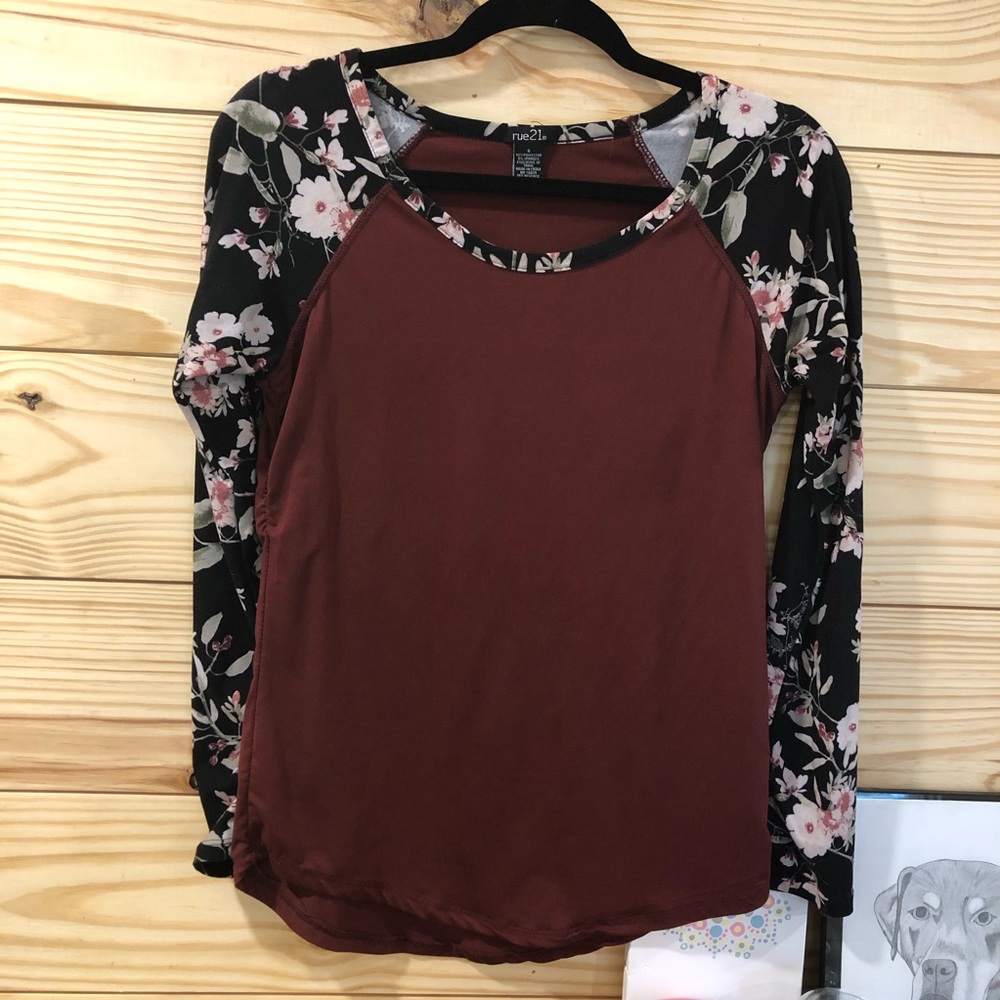 Rue 21 long sleeve top